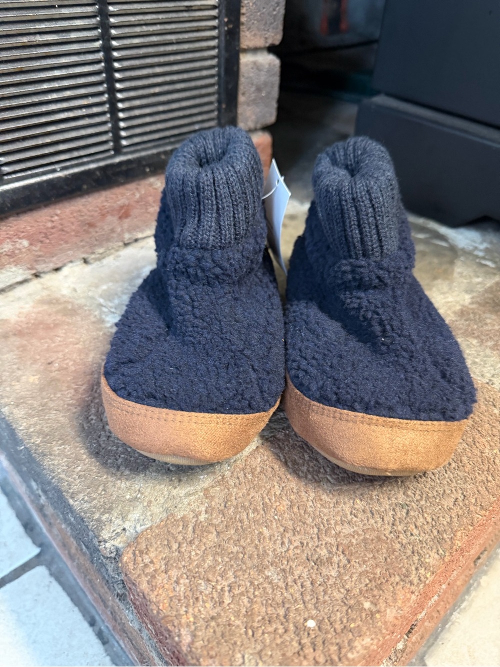 Boys Lands’ End Sherpa booties